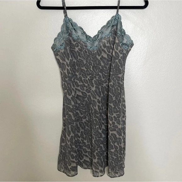 Victoria’s Secret Mini Slip Dress Size S - Picture 6 of 13